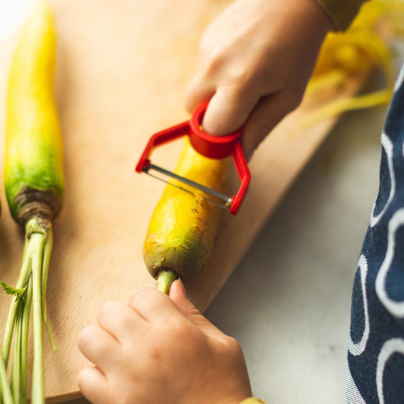 Opinel Le Petit Chef Peeler For Children and Teaching Food Prep and Kitchen Safety, Made in France - Image 3